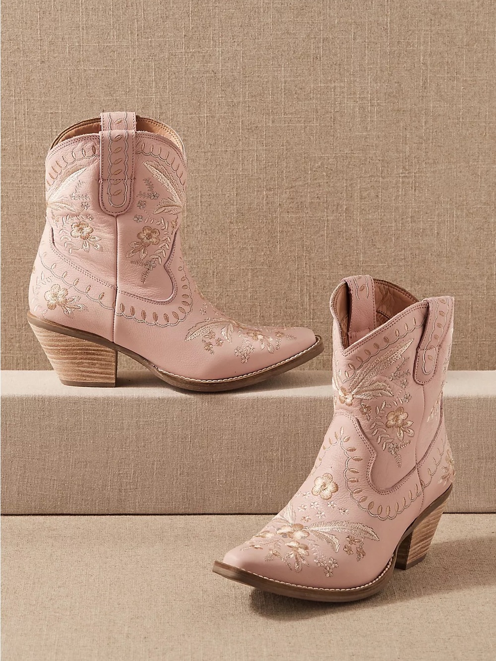 Dingo 1969 Primrose Leather Booties Pink